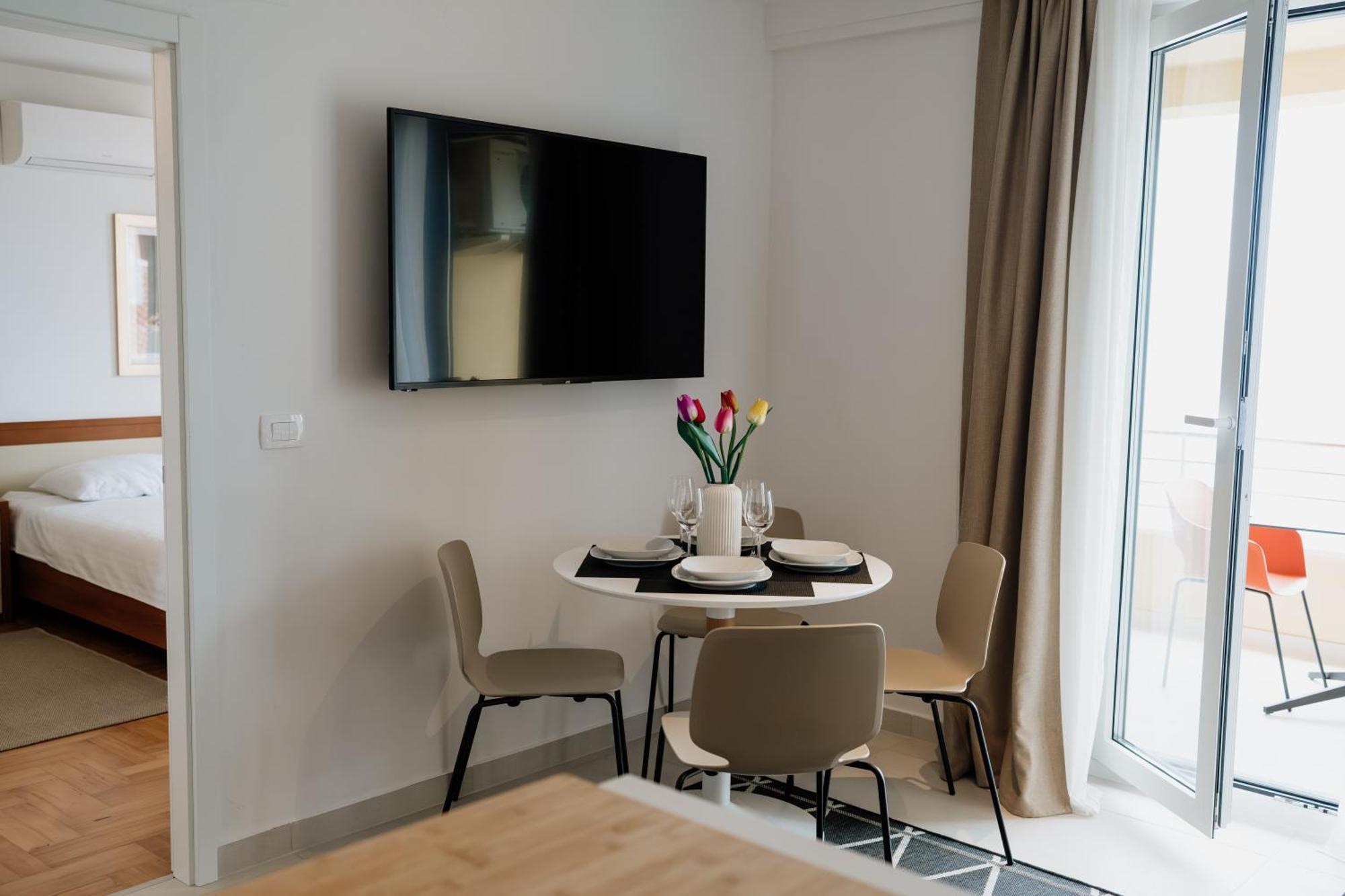 Apartmaji Punta Leilighet Veli Lošinj Eksteriør bilde