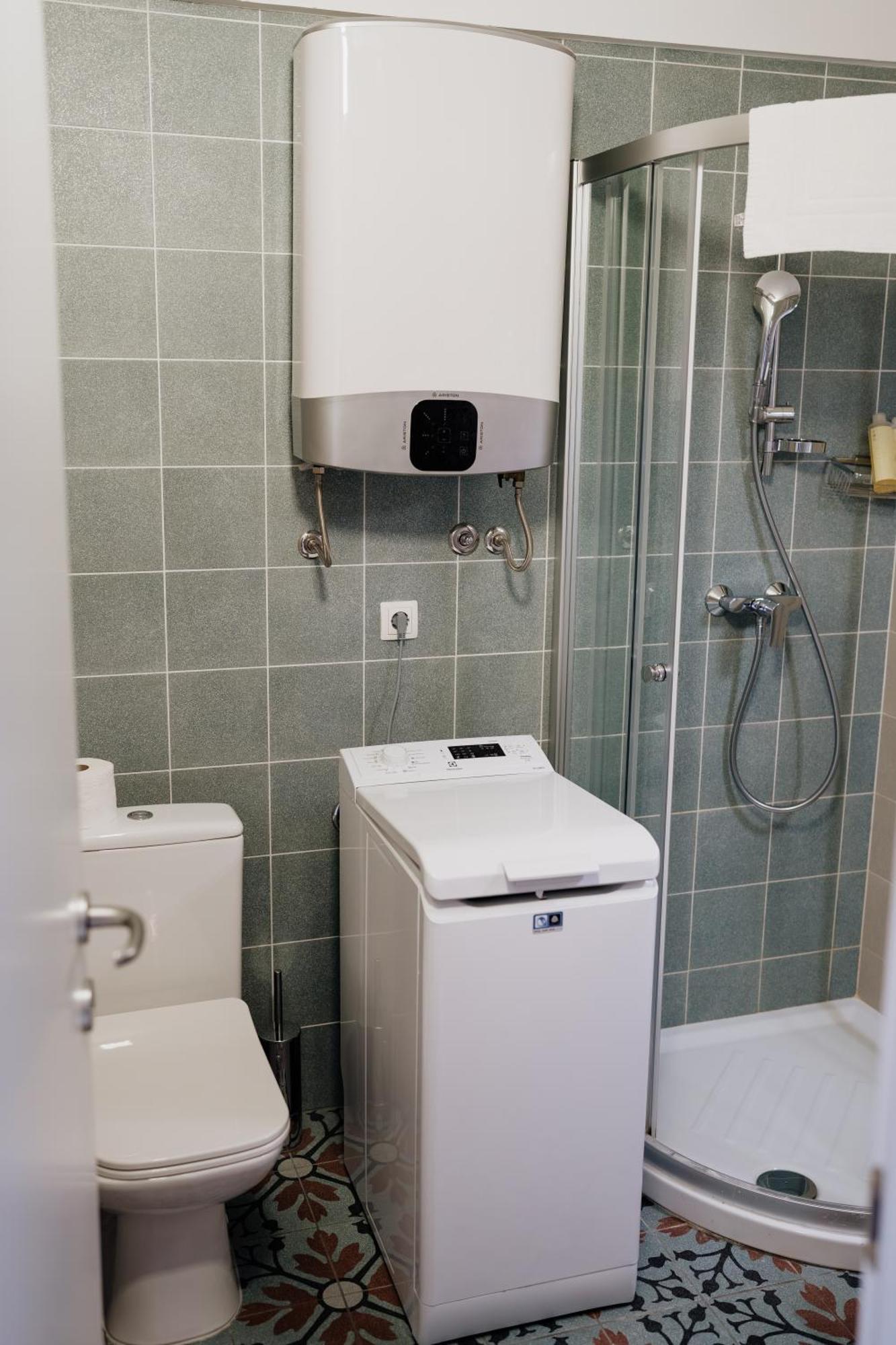 Apartmaji Punta Leilighet Veli Lošinj Eksteriør bilde