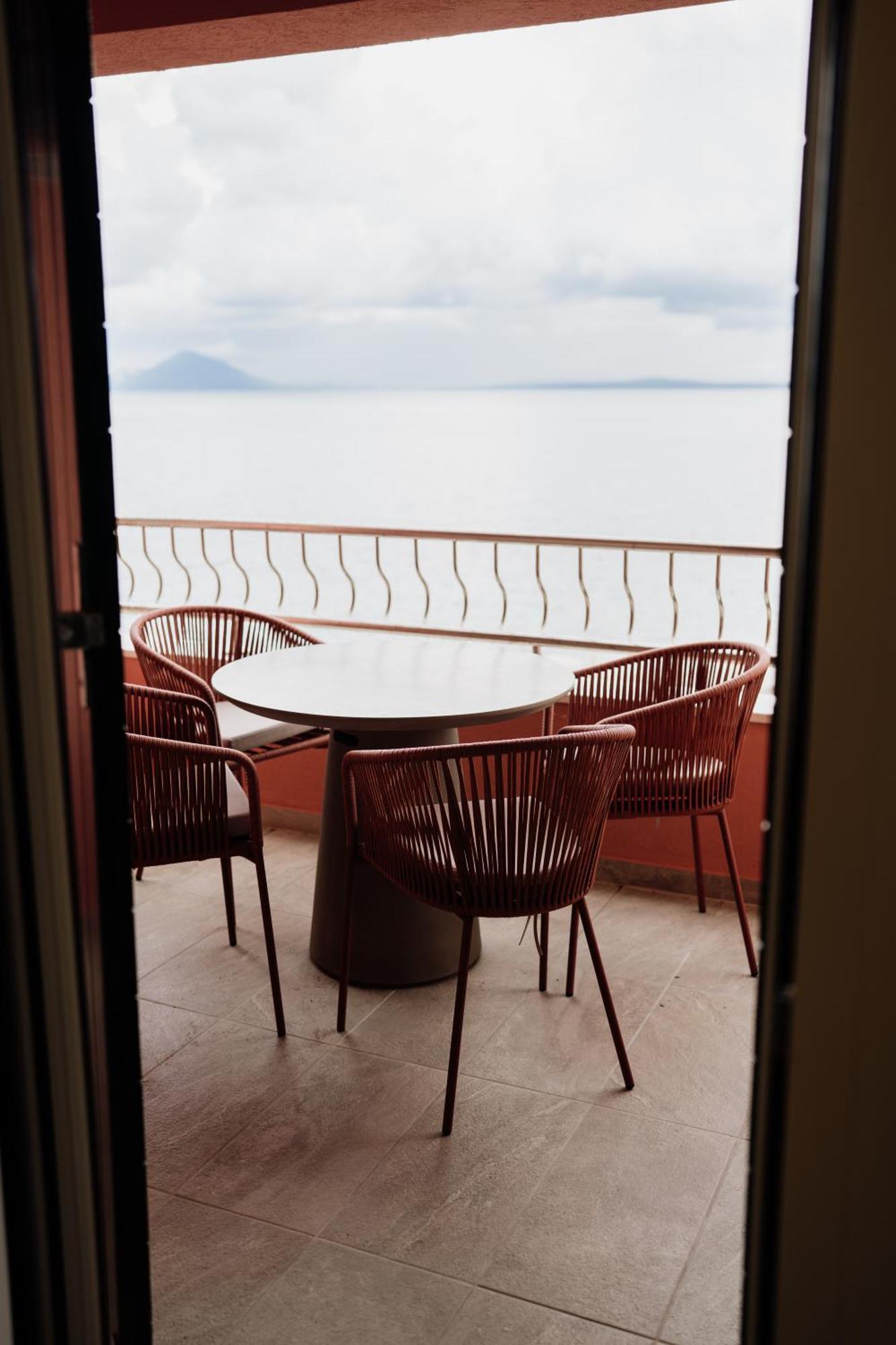 Apartmaji Punta Leilighet Veli Lošinj Eksteriør bilde